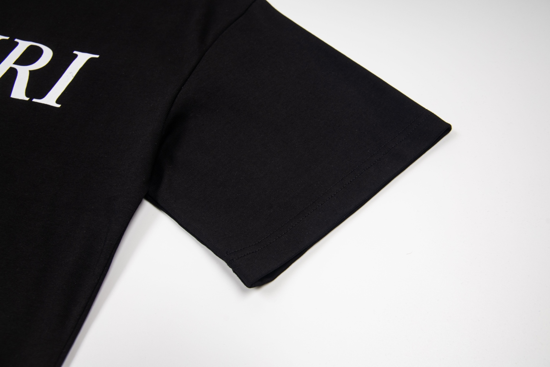 【AMIRI】半袖 T シャツ