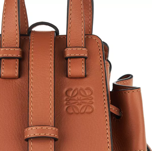 【LOEWE】★定番★ミニハンモックDWバッグ【バッグ】