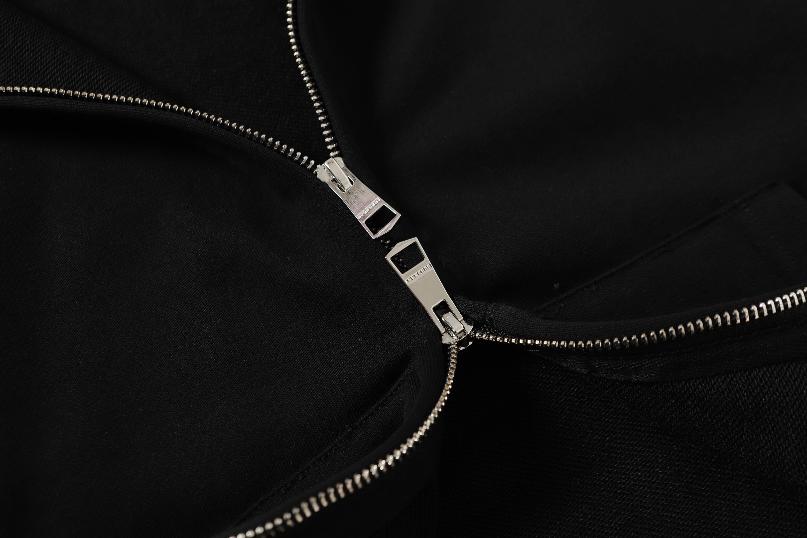 【BURBERRY】バーバリー パーカー
