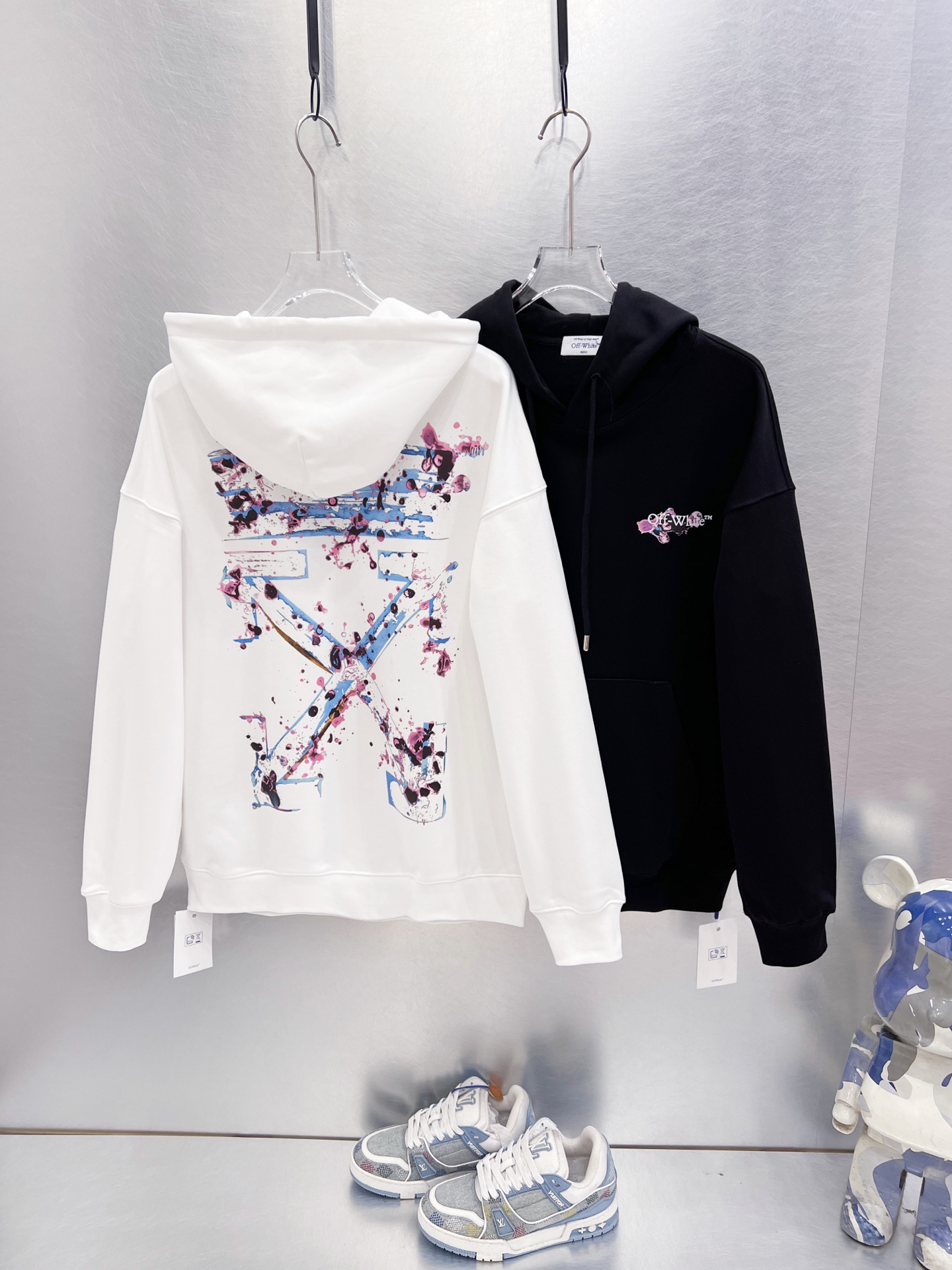 【OFF WHITE】 パーカー