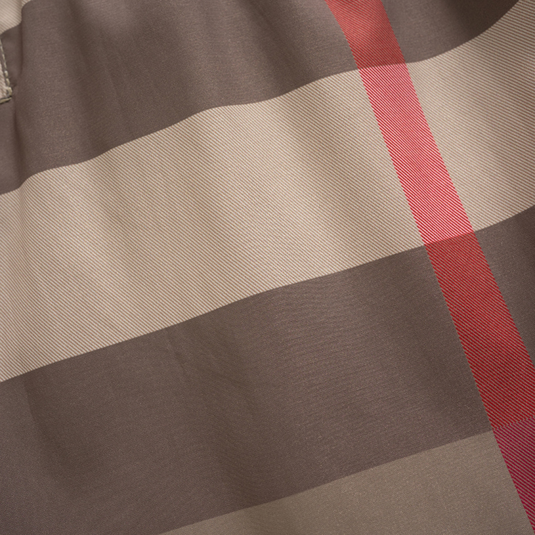 【BURBERRY】ショートパンツ