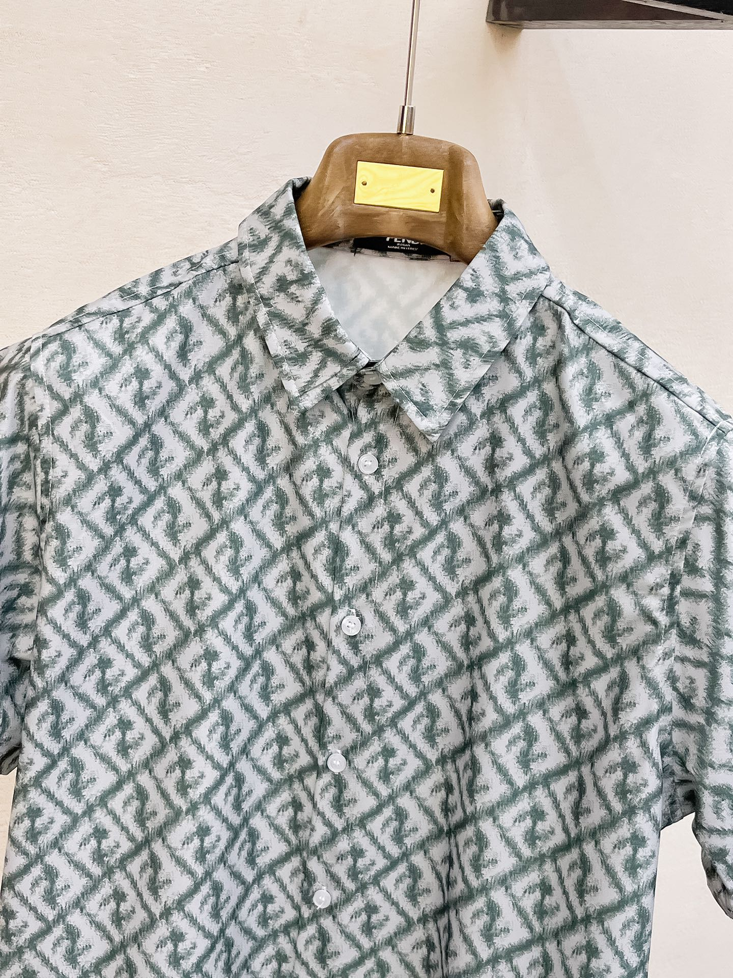 【FENDI】半袖シャツショートパンツ セットアップ