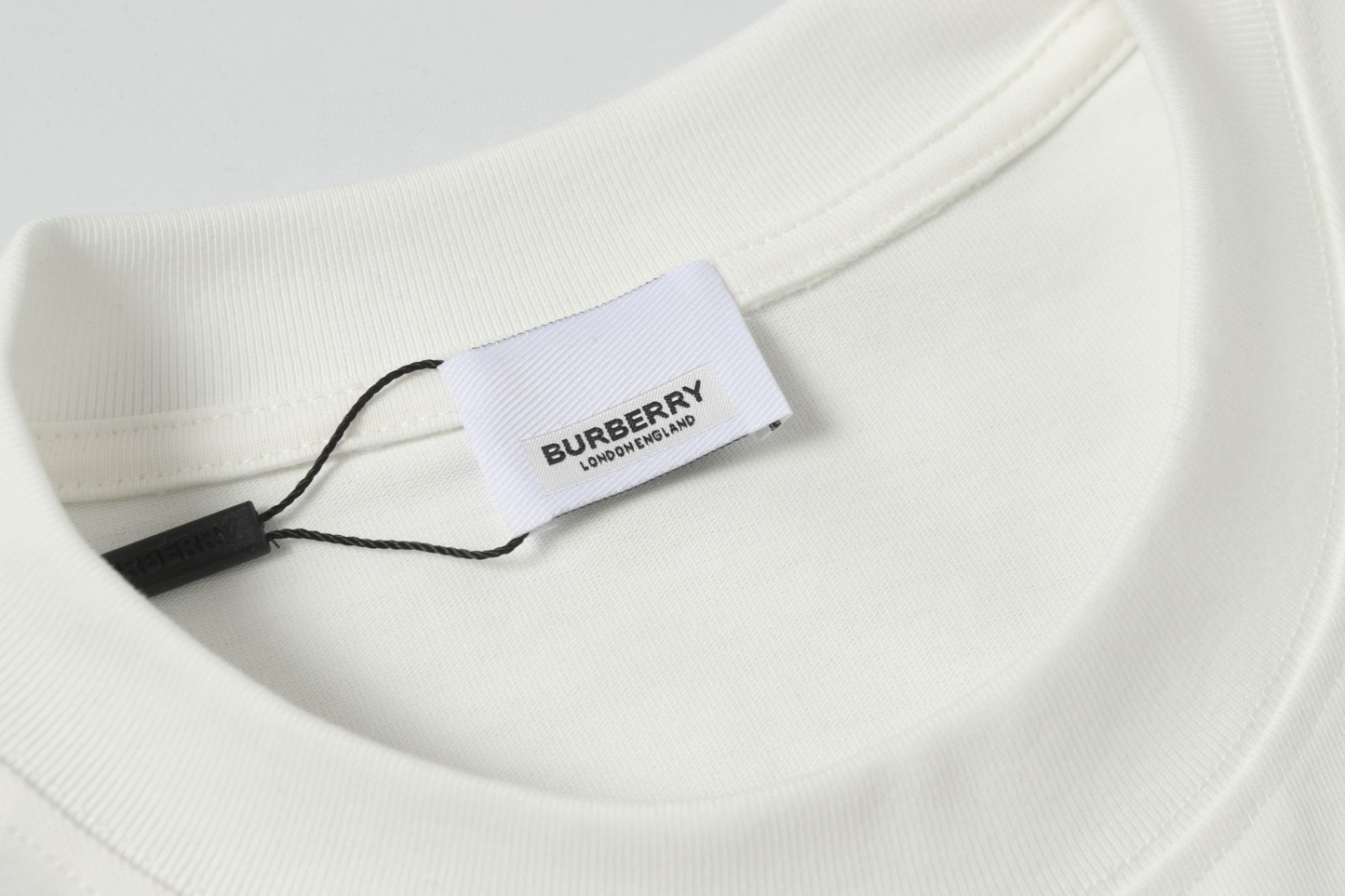 【BURBERRY】半袖 T シャツ