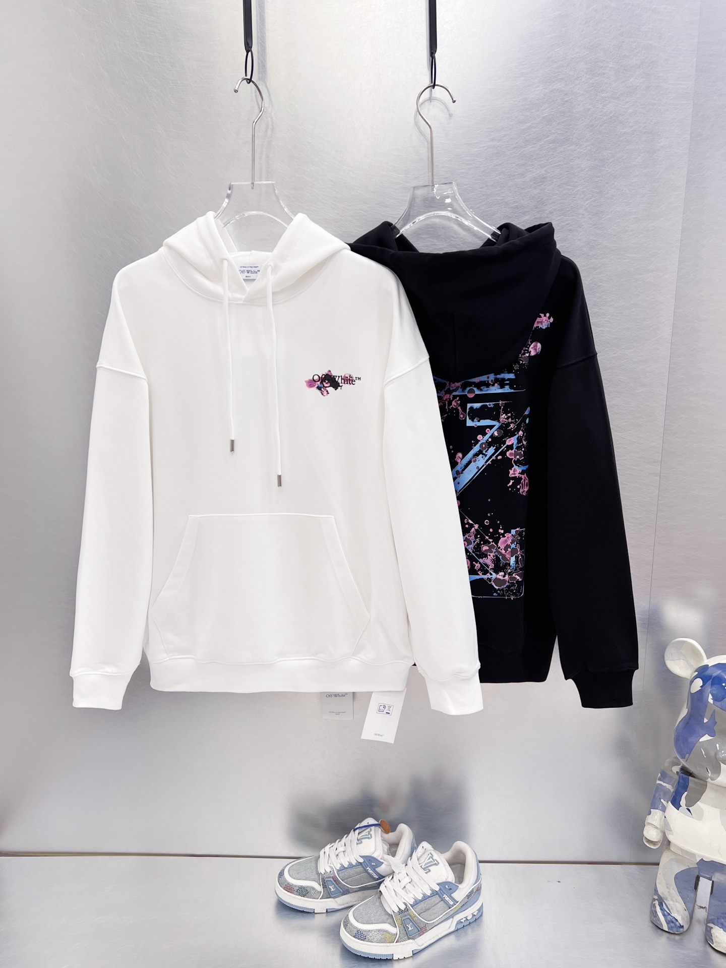 【OFF WHITE】 パーカー