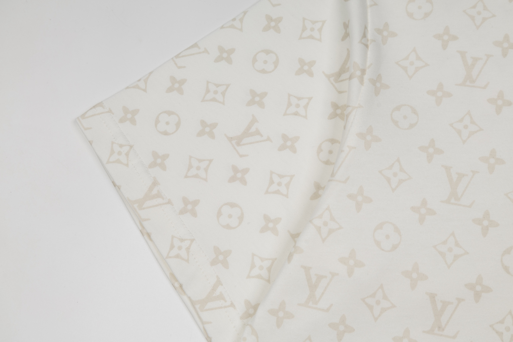 【LOUIS VUITTON】半袖 T シャツ