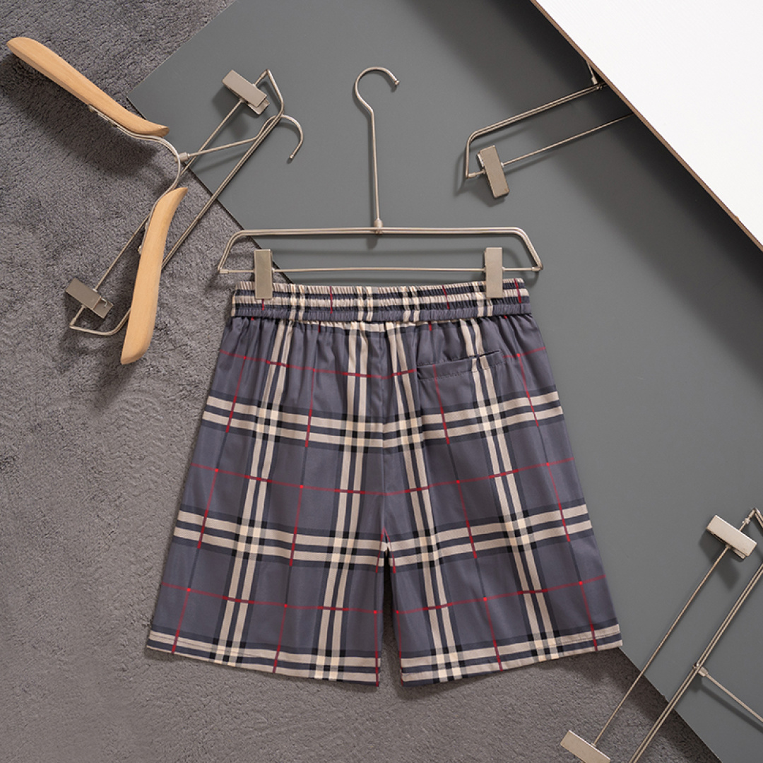 【BURBERRY】ショートパンツ