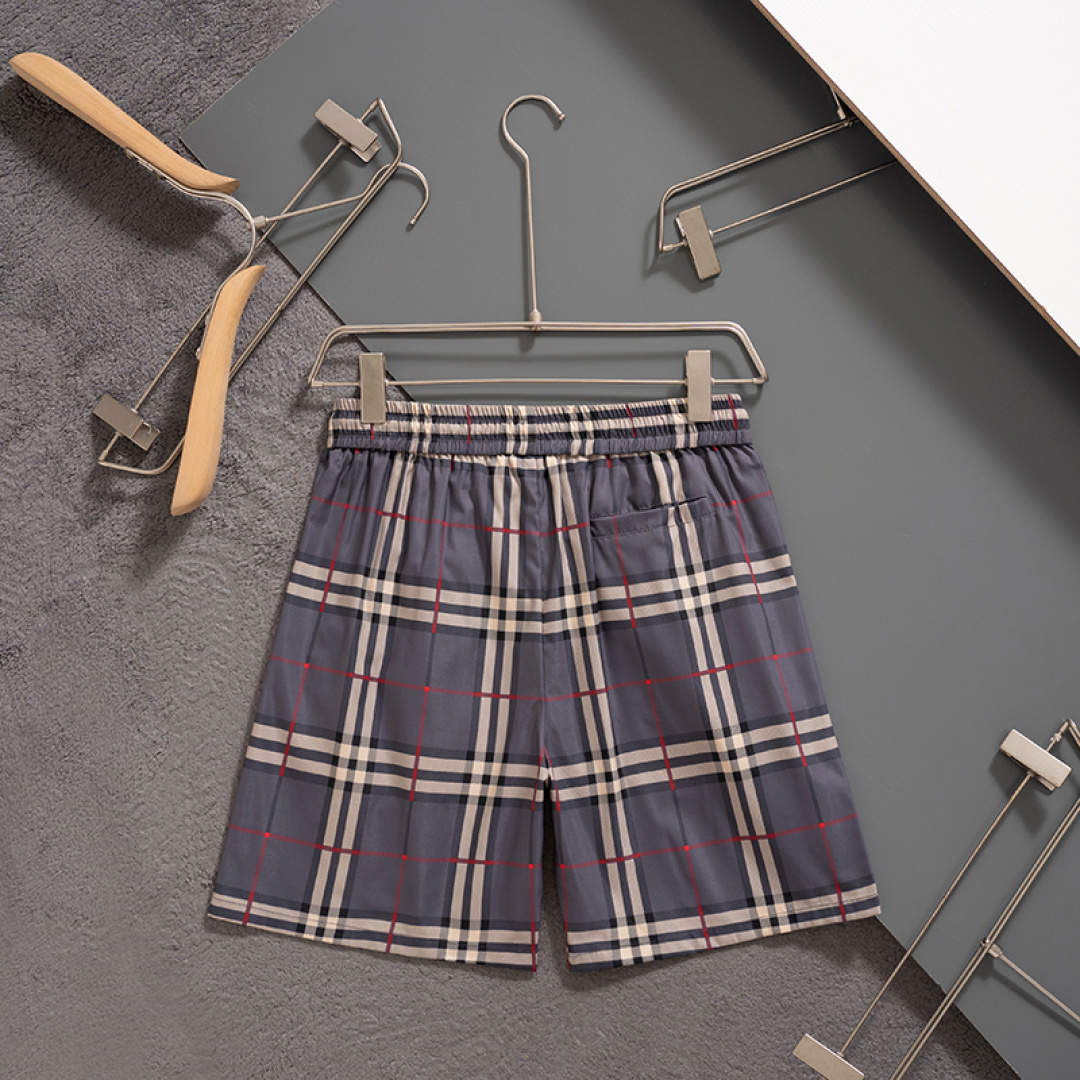 【BURBERRY】ショートパンツ