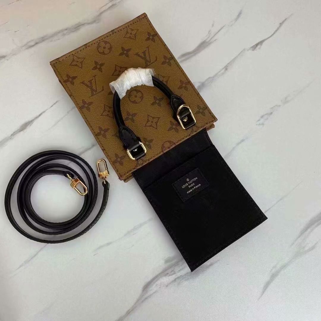 LOUIS VUITTON ルイヴィトン PETIT SAC PLAT M69442