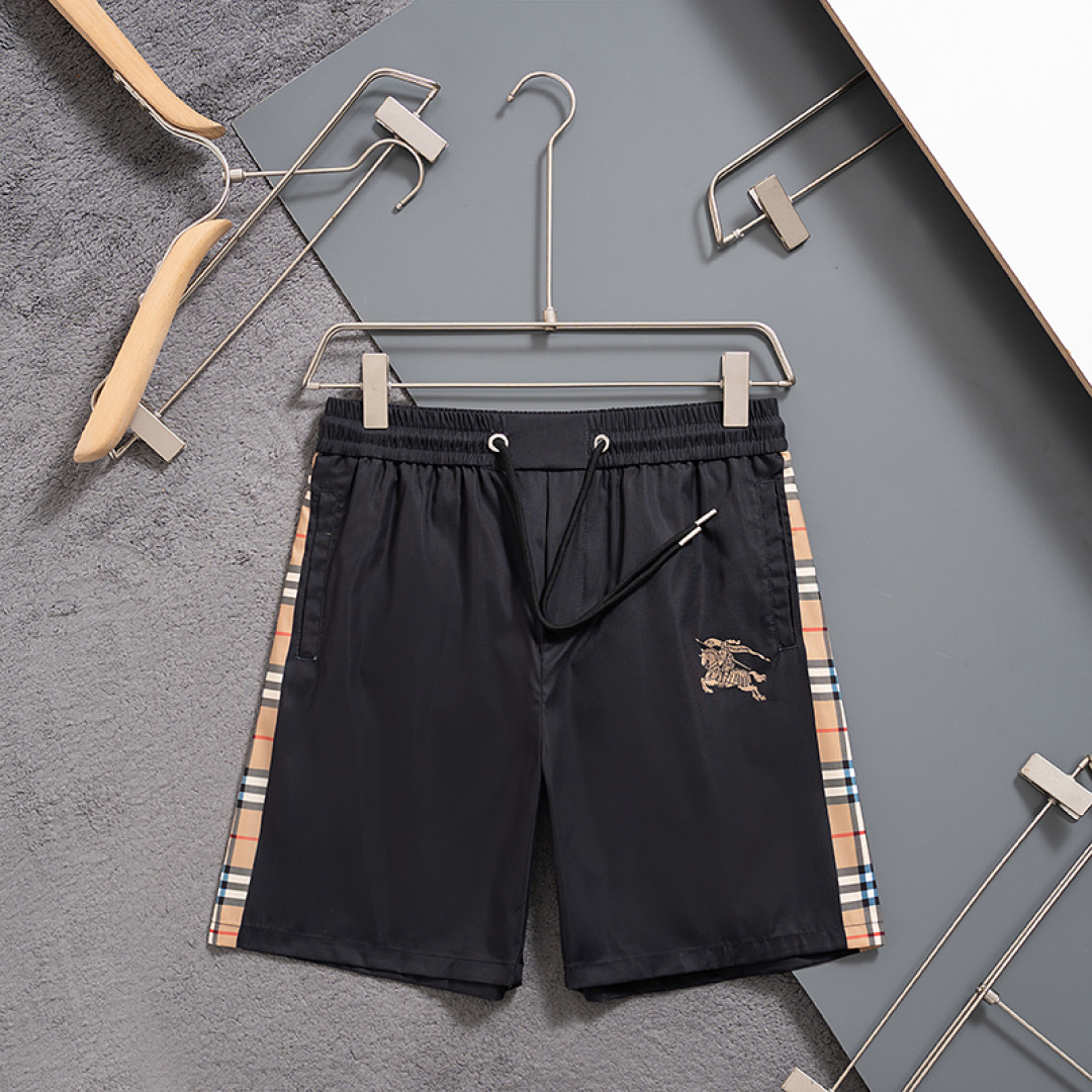 【BURBERRY】ショートパンツ