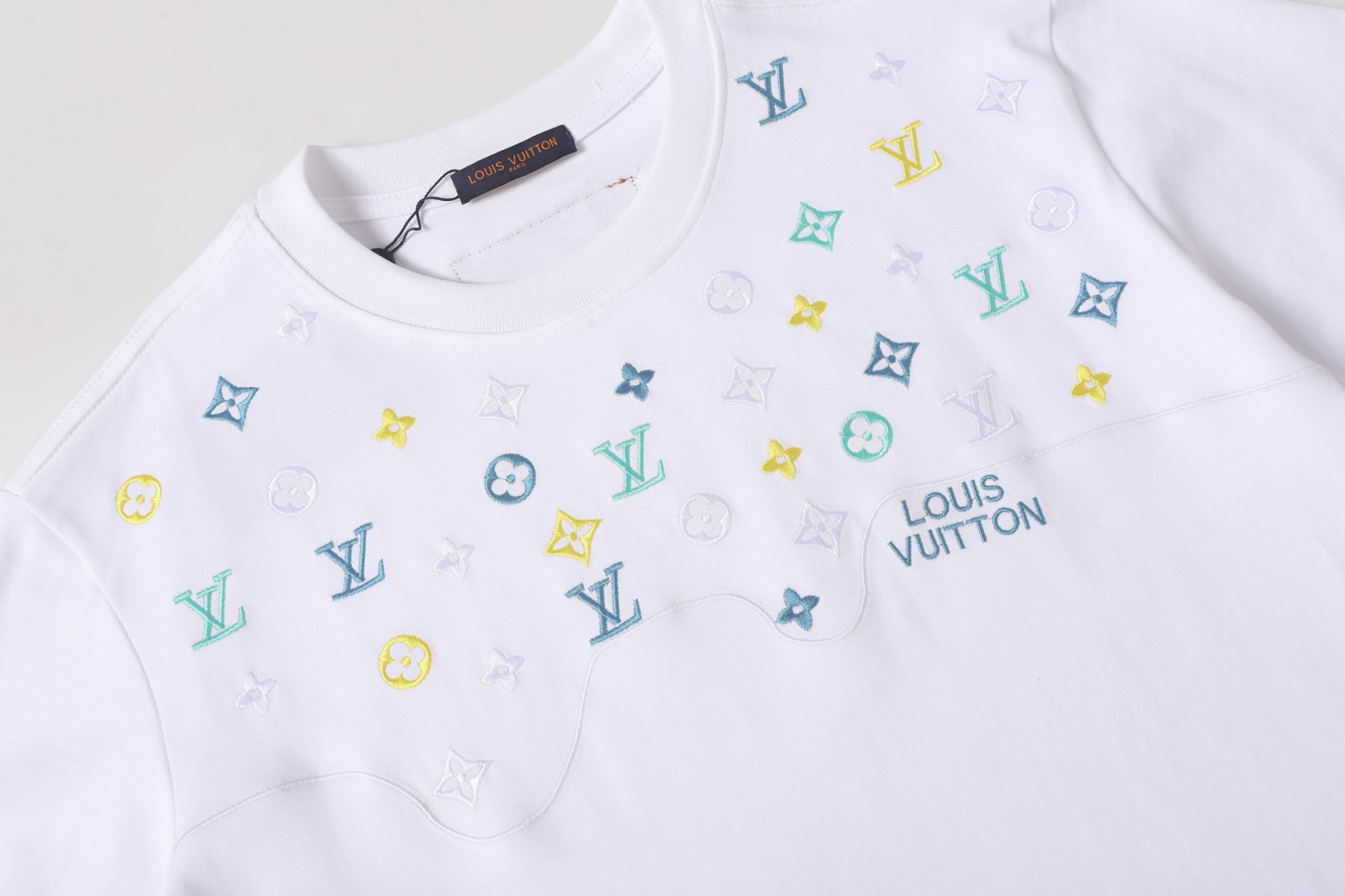 【LOUIS VUITTON】半袖 T シャツ