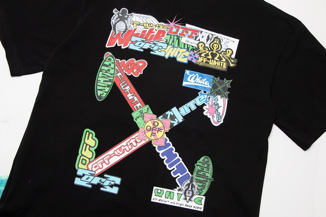 OFF-WHITE(オフホワイト) 2023　春夏新作　半袖シャツ　Tシャツ 矢じり　100％純綿生地　　快適　通気性が良い　シンプルの風格　かっこいい　黒　男女兼用