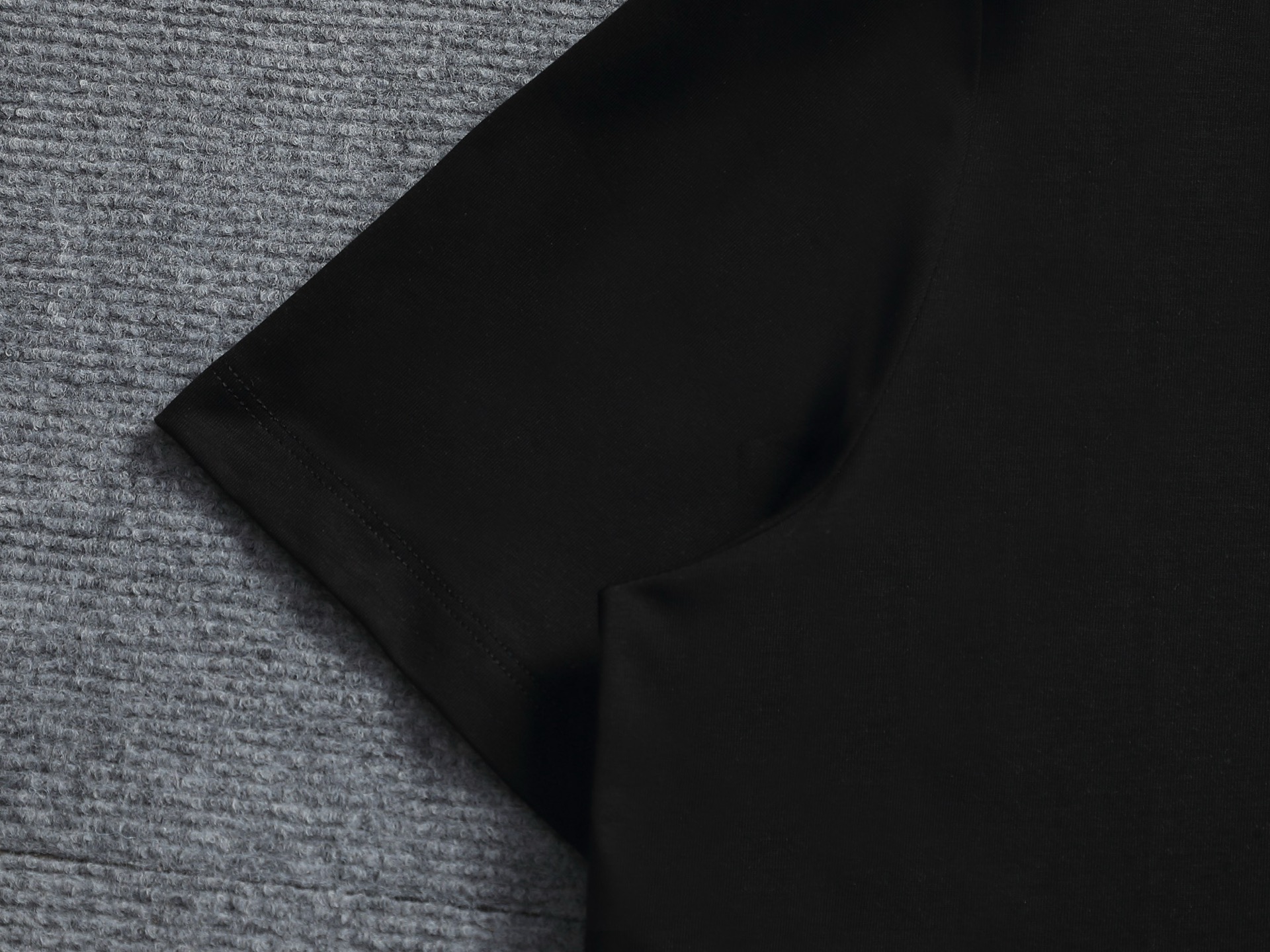 【DIOR】刺繍 半袖 T シャツ