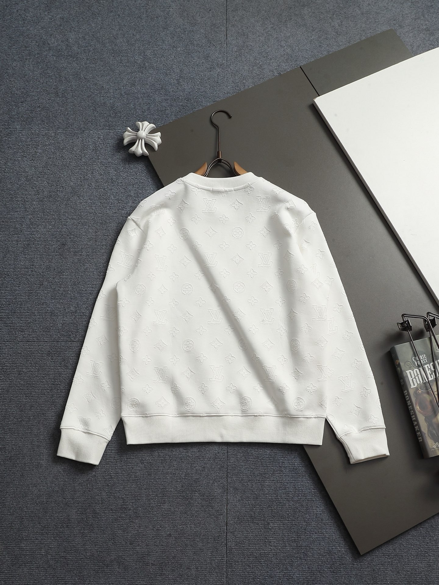【LOUIS VUITTON】長袖 T シャツ