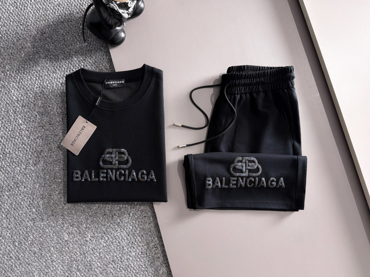 【BALENCIAGA】半袖T シャツショートパンツ セットアップ