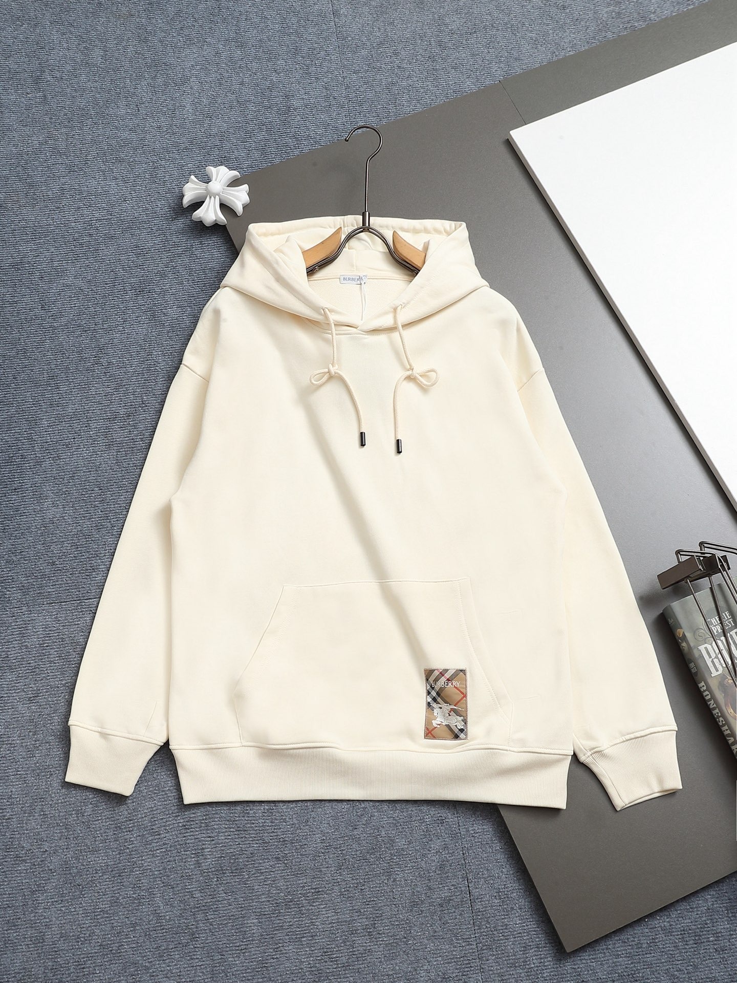【BURBERRY】バーバリー パーカー