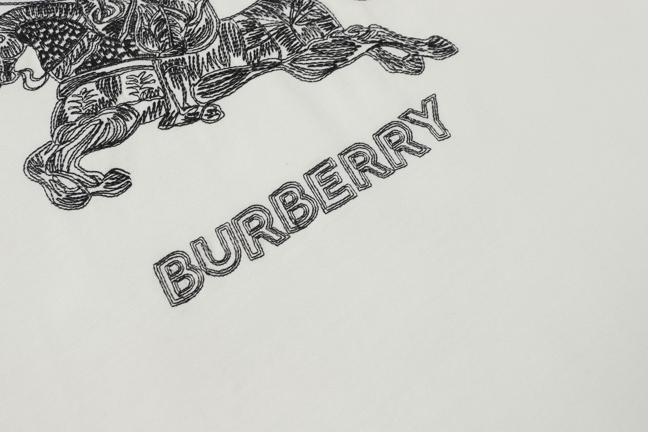 【BURBERRY】半袖 T シャツ
