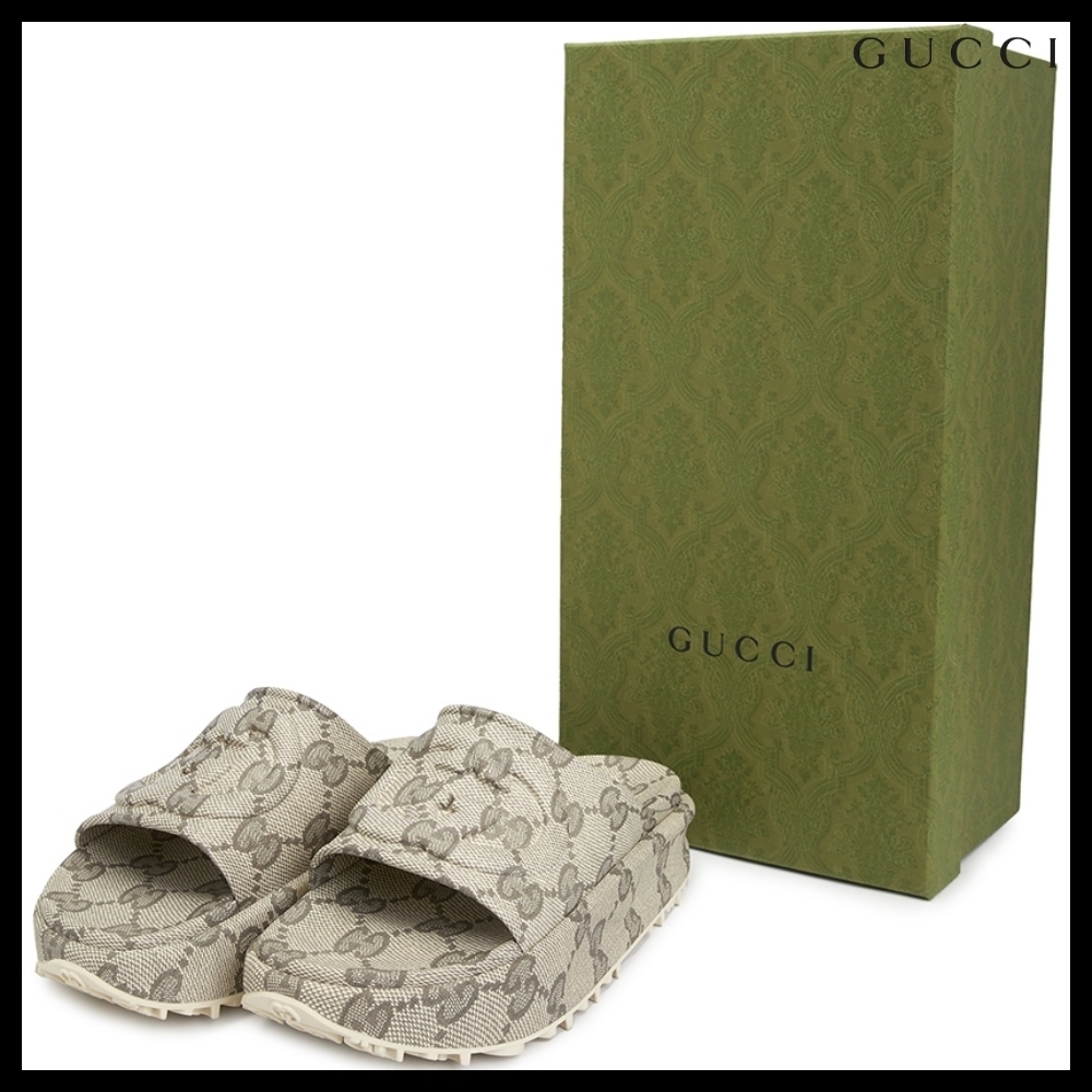 【GUCCI】インターロッキング G エンボスロゴ スリッパ ベージュ エボニー
