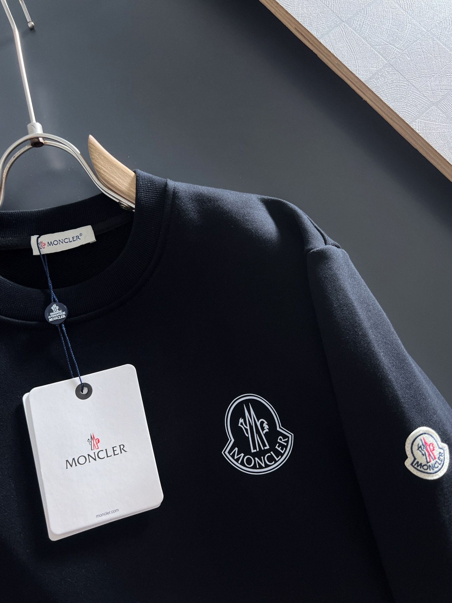 【MONCLER】長袖 T シャツ