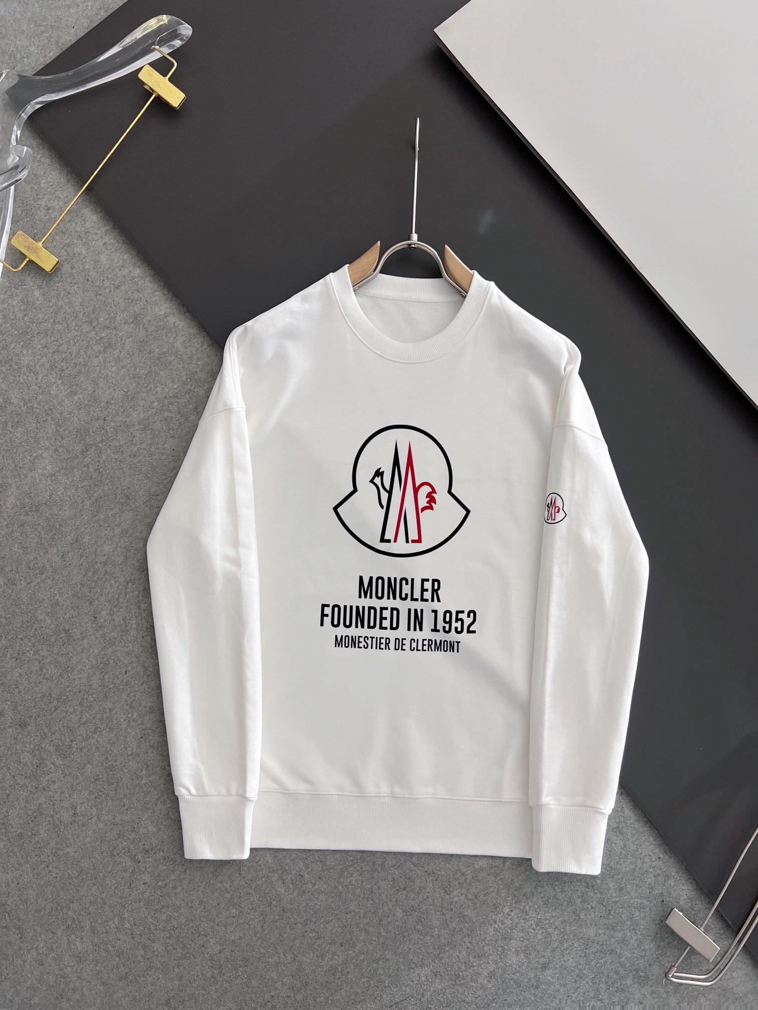 【MONCLER】長袖 T シャツ