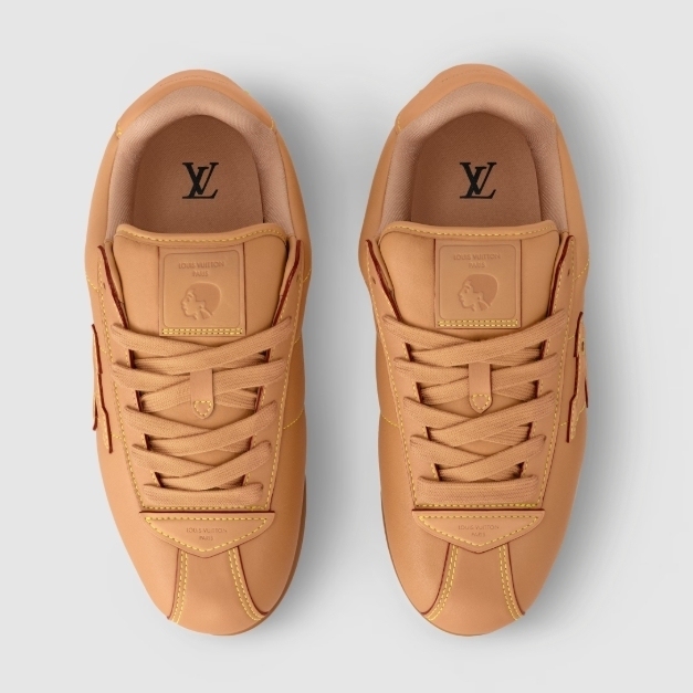 【Louis Vuitton】LV バターソフト スニーカー ロゴ 上品 1AIKDW