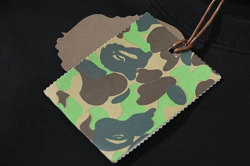 【BAPE】半袖 T シャツ
