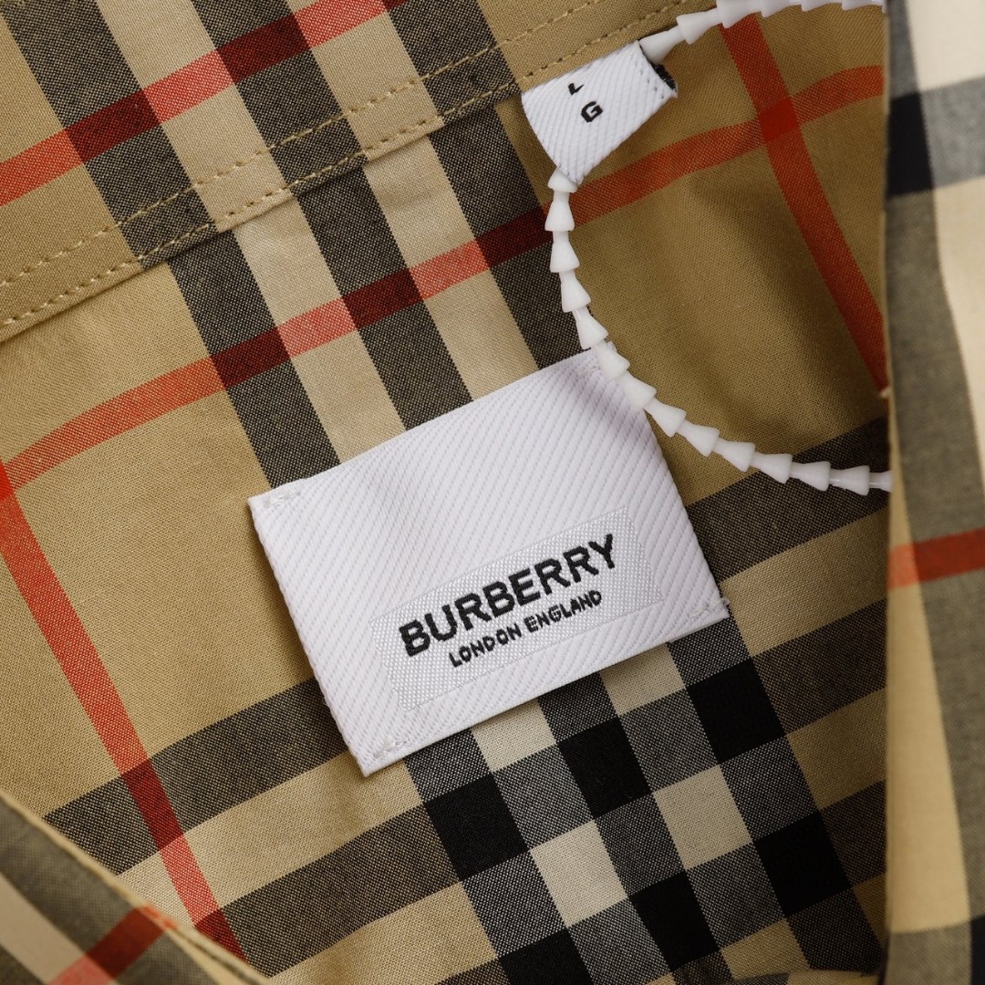 【BURBERRY】長袖シャツ