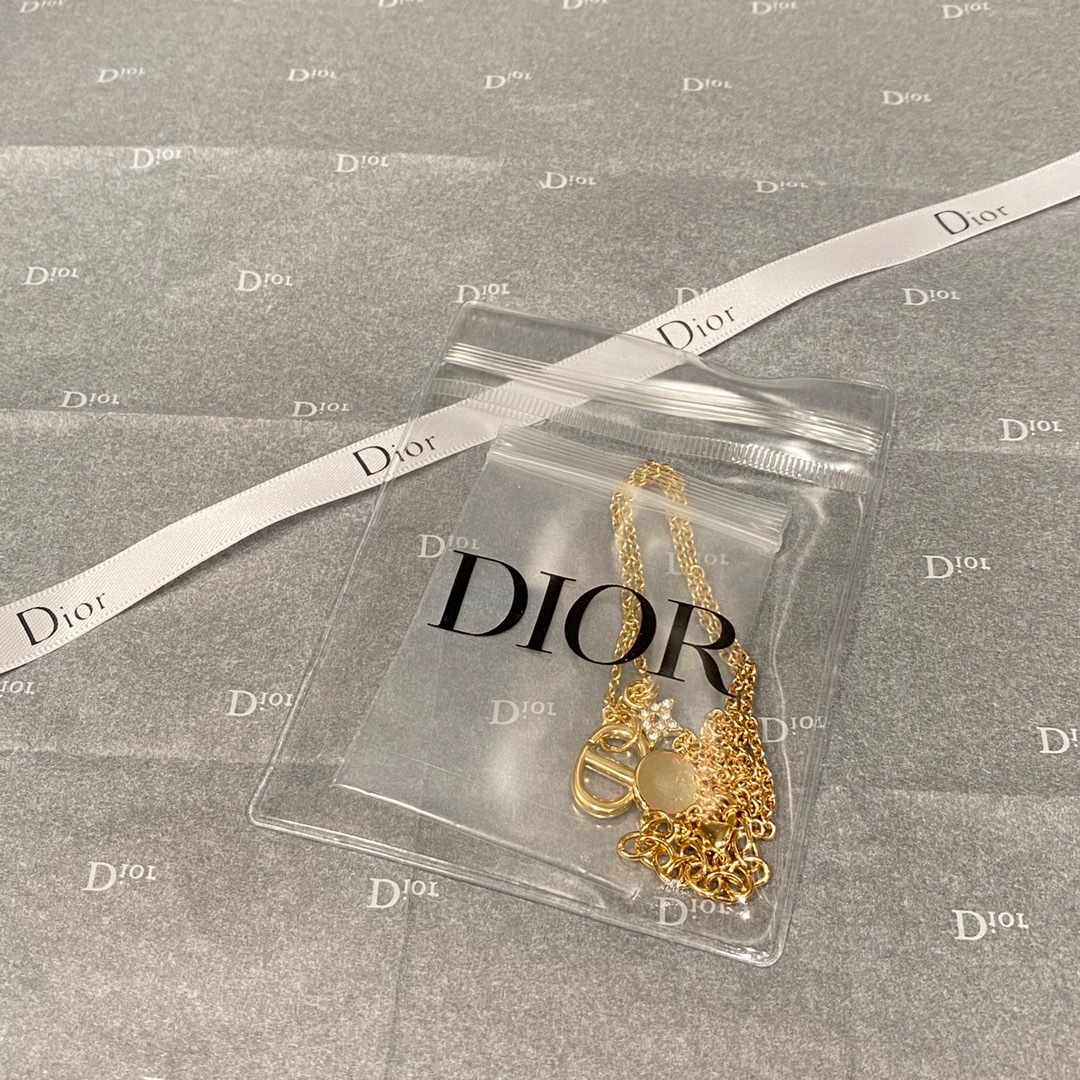 Dior（ディオール）ペンダント ネックレス