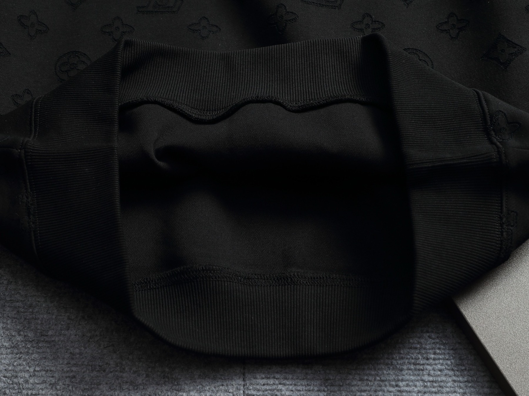 【LOUIS VUITTON】長袖 T シャツ