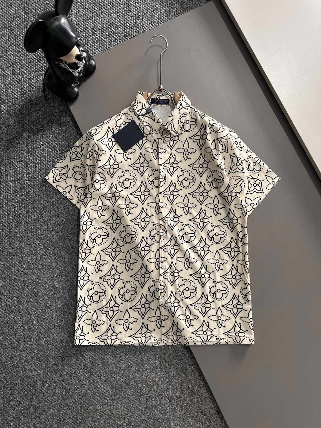 【LOUIS VUITTON】半袖シャツショートパンツ セットアップ