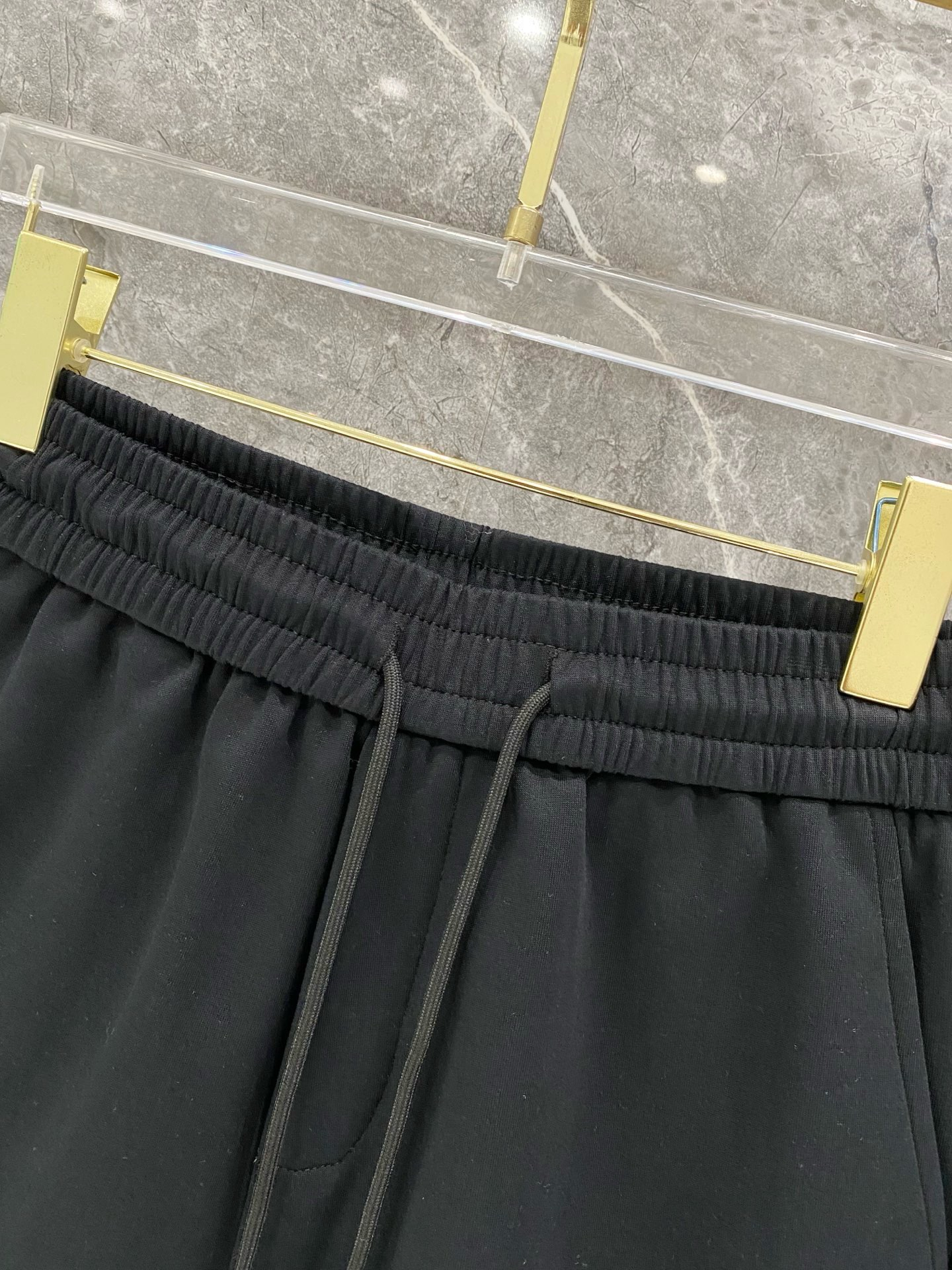 【PRADA】半袖T シャツショートパンツ セットアップ