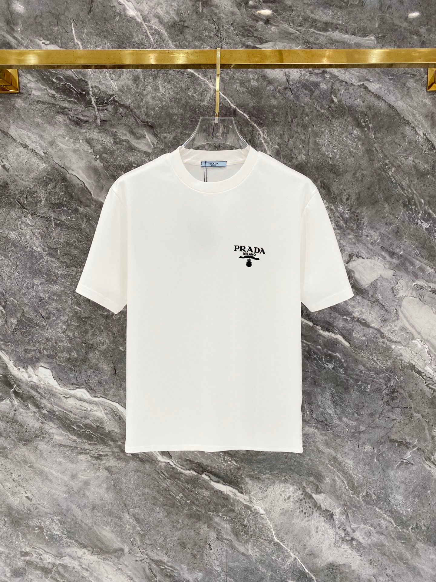 【PRADA】半袖T シャツショートパンツ セットアップ