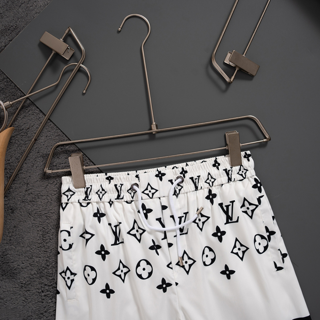 【LOUIS VUITTON】ショートパンツ