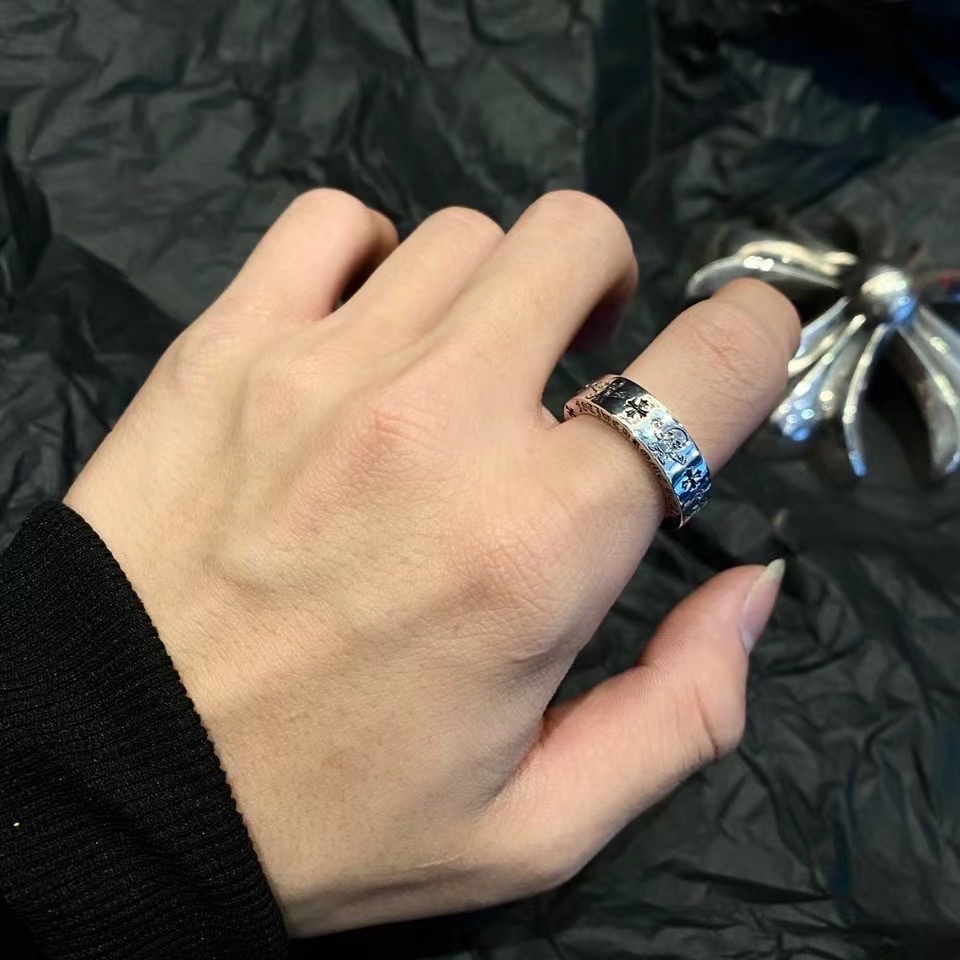 【Chrome Hearts】 男性と女性のためのクロエハートファッションパーソナリティリング