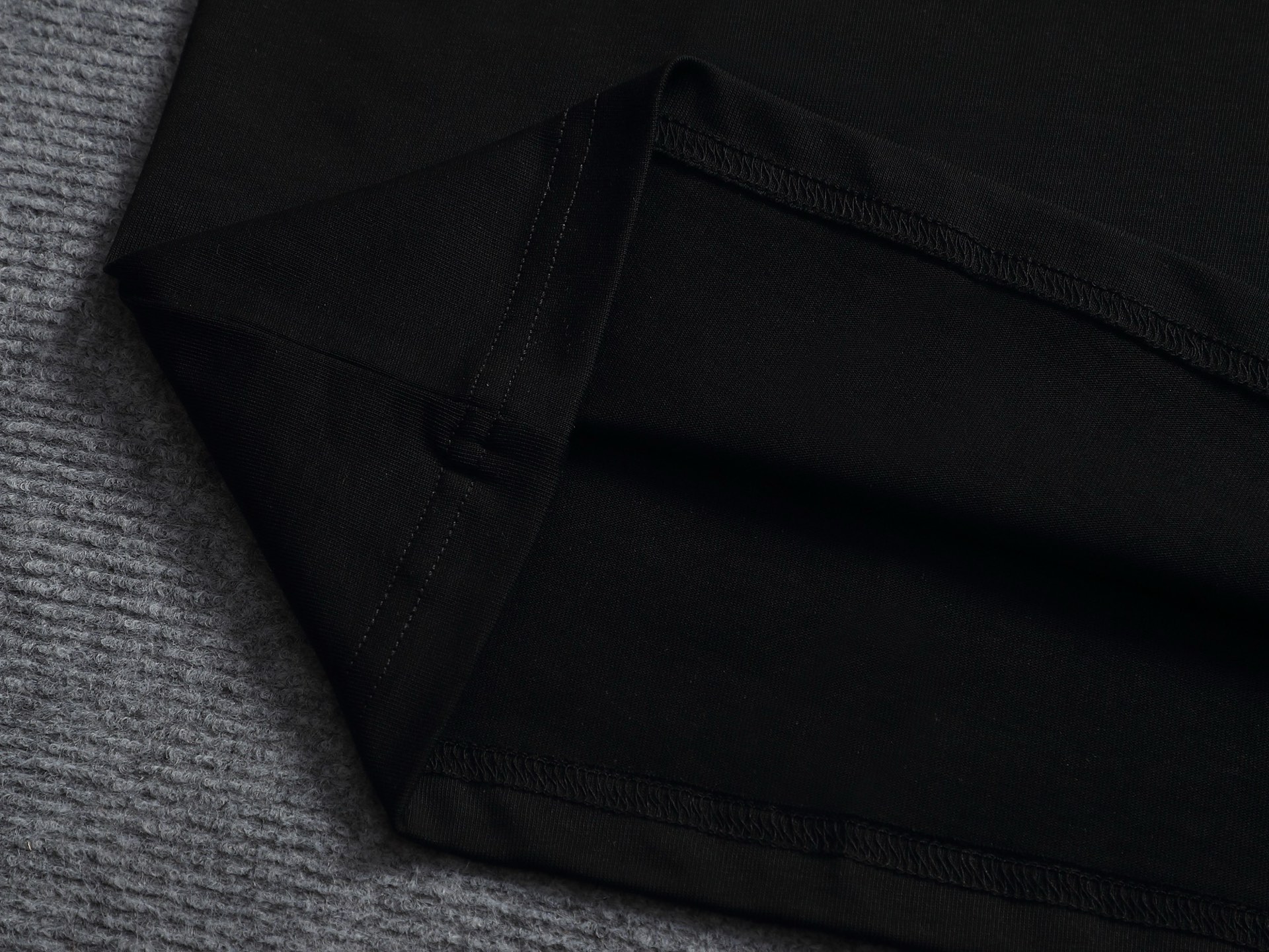 【LOUIS VUITTON】半袖 T シャツ