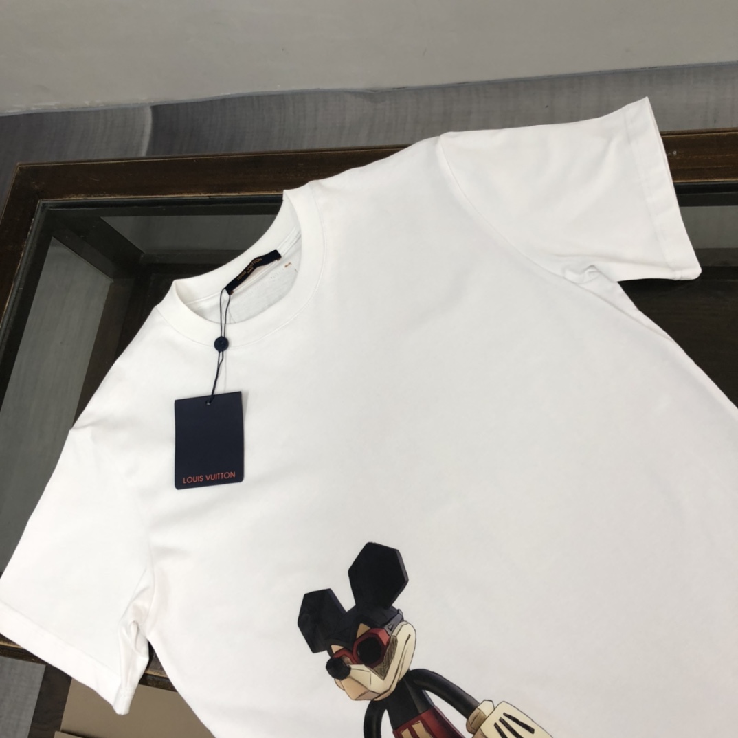【LOUIS VUITTON】ルイヴィトン 半袖Tシャツ 男女兼用、ご好評に付き再入荷！