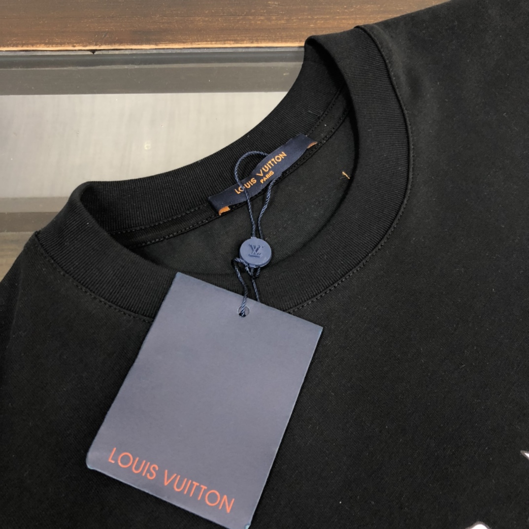 【LOUIS VUITTON】ルイヴィトン 半袖Tシャツ 男女兼用、ご好評に付き再入荷！