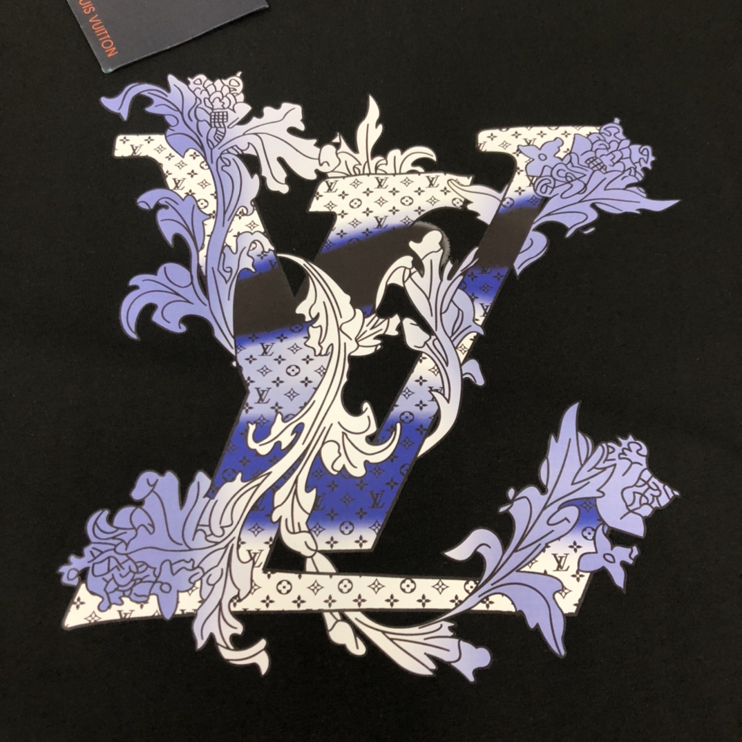 【LOUIS VUITTON】ルイヴィトン 半袖Tシャツ 男女兼用、ご好評に付き再入荷！