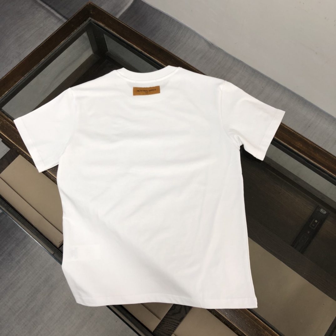 【LOUIS VUITTON】ルイヴィトン 半袖Tシャツ 男女兼用、ご好評に付き再入荷！