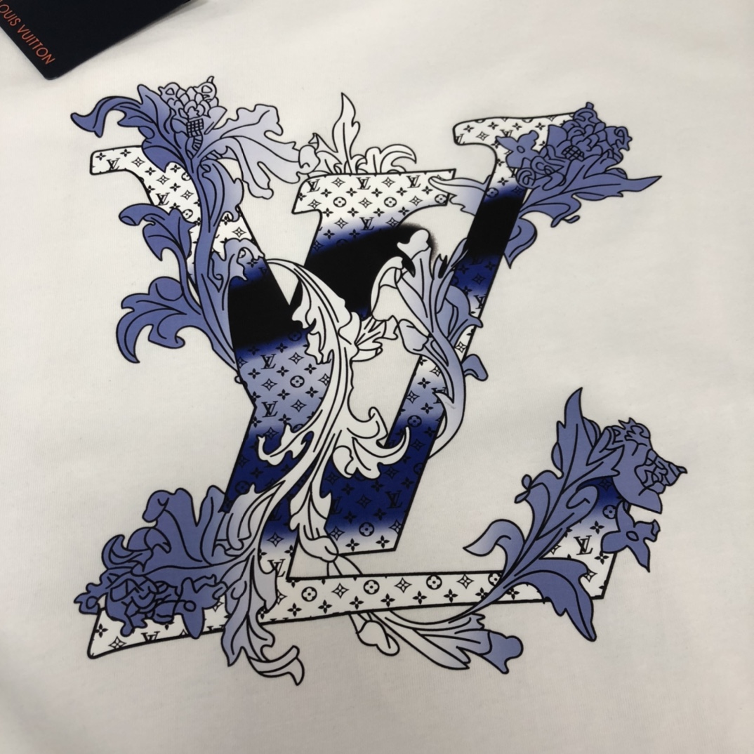 【LOUIS VUITTON】ルイヴィトン 半袖Tシャツ 男女兼用、ご好評に付き再入荷！