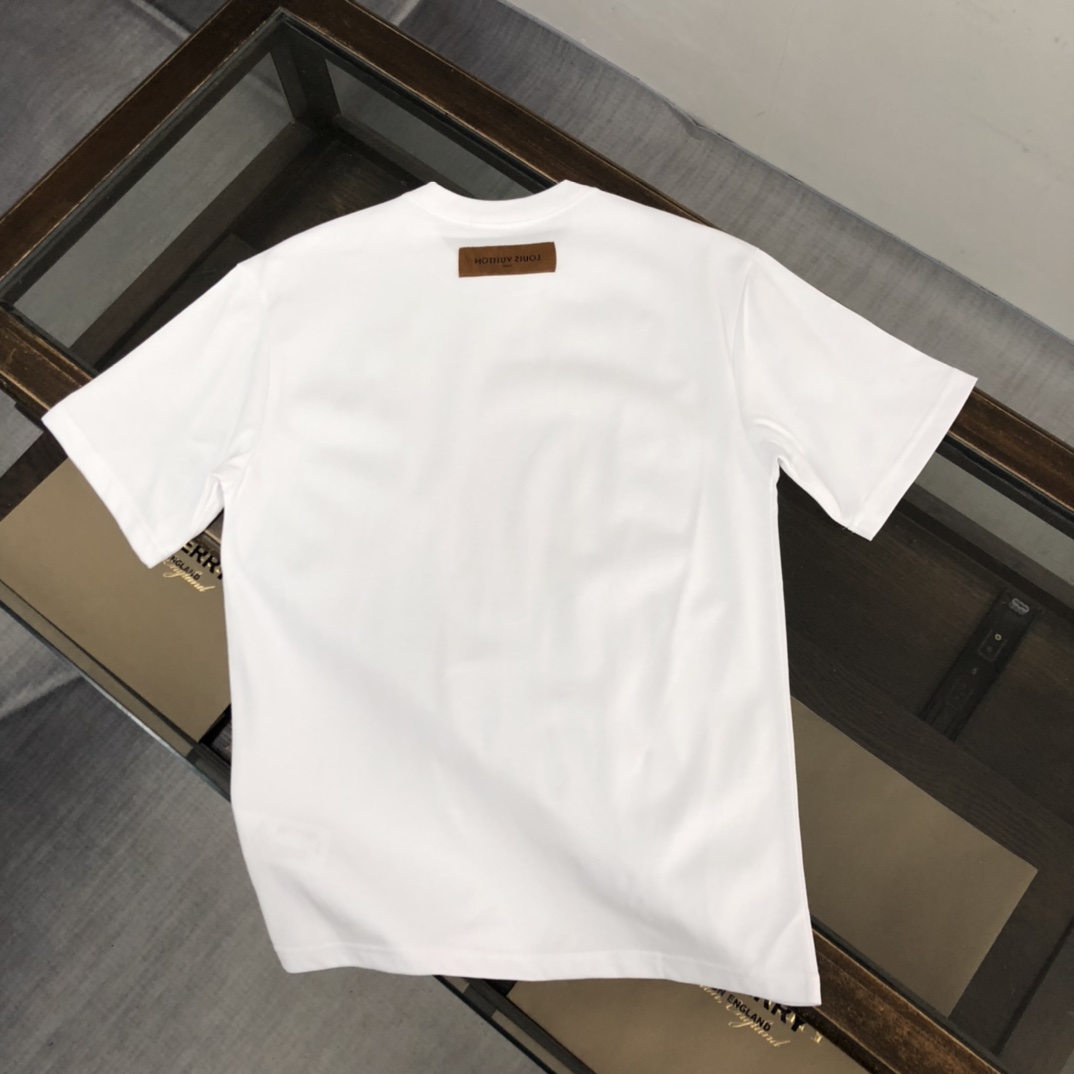【LOUIS VUITTON】ルイヴィトン 半袖Tシャツ 男女兼用、ご好評に付き再入荷！