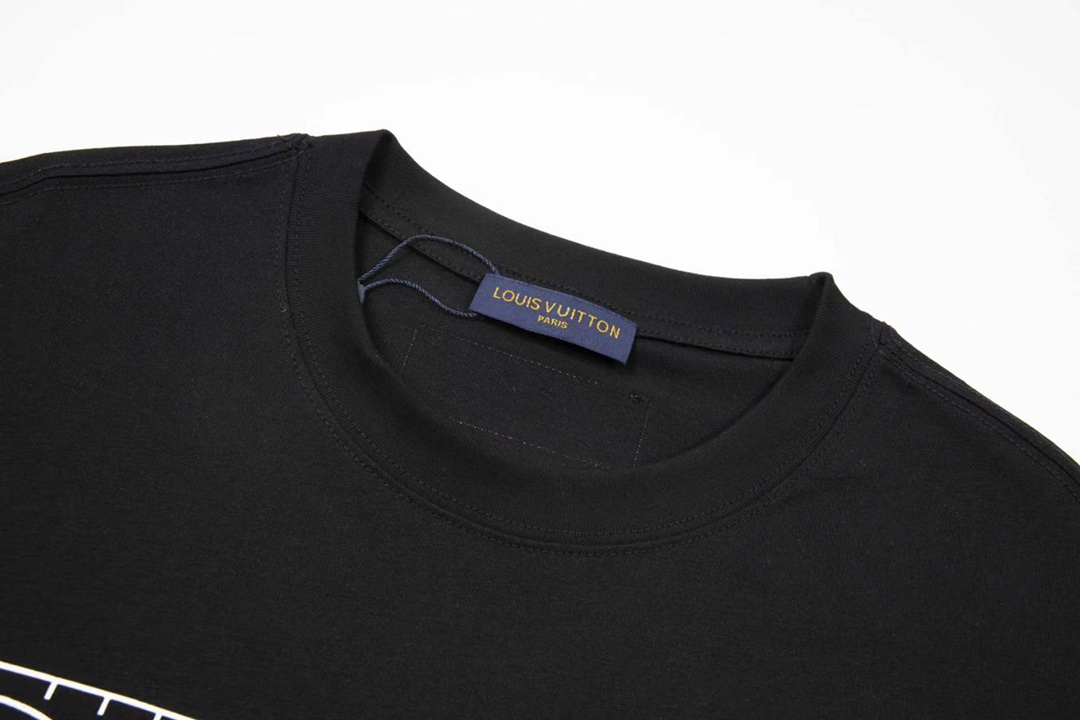 【LOUIS VUITTON】ルイヴィトン 半袖Tシャツ 男女兼用、ご好評に付き再入荷！