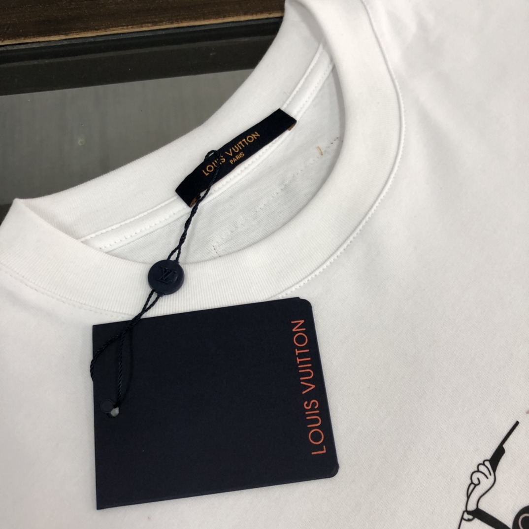 【LOUIS VUITTON】ルイヴィトン 半袖Tシャツ 男女兼用、ご好評に付き再入荷！