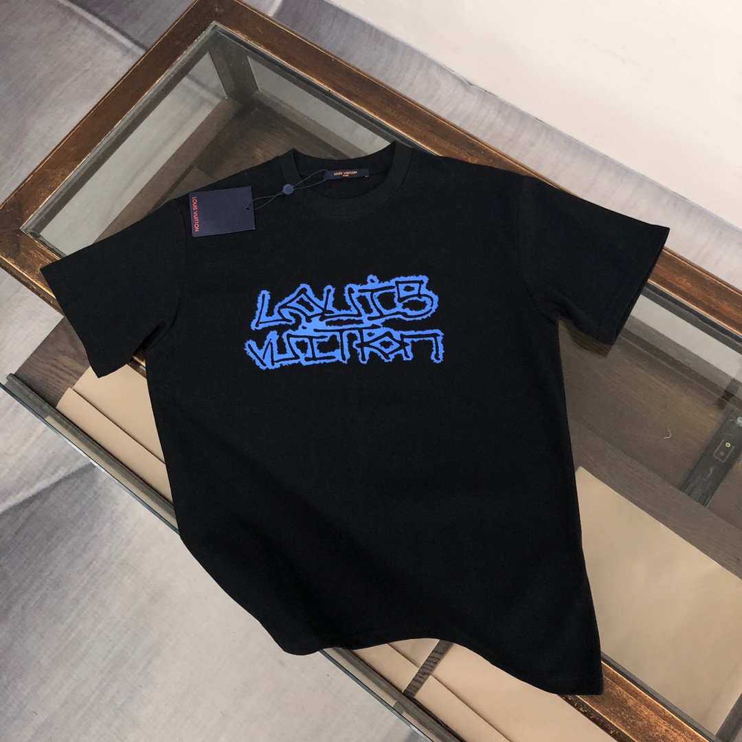 【LOUIS VUITTON旗艦店】ルイヴィトン 半袖Tシャツ ご好評に付き再入荷！
