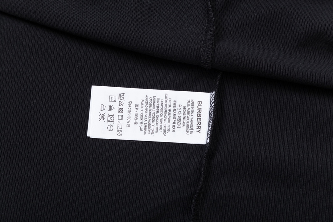 【BURBERRY旗艦店】バーバリー 半袖Tシャツ ご好評に付き再入荷！