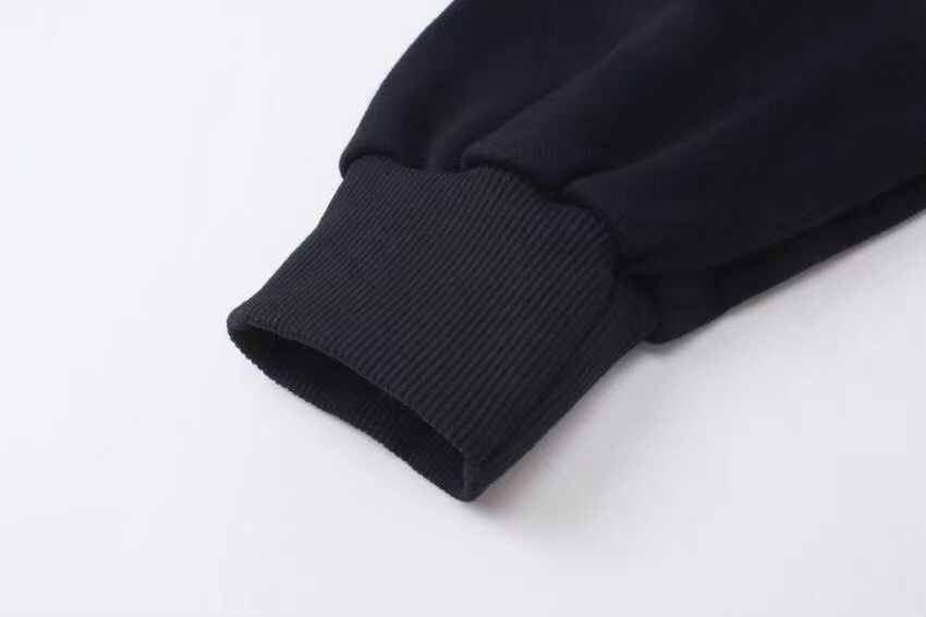 【BALENCIAGA】バレンシアガ パーカー 男女兼用 ご好評に付き再入荷！