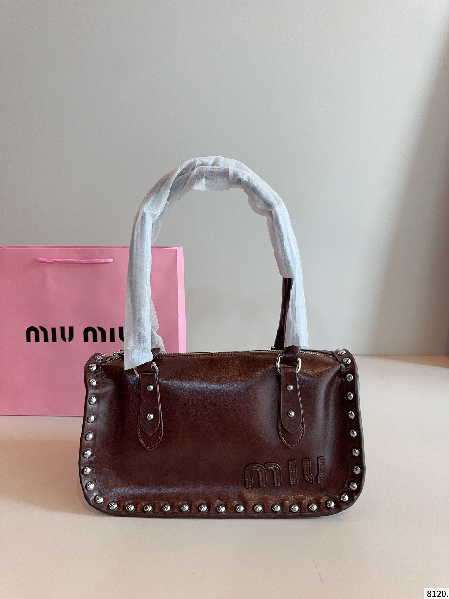 【MIU MIU公式旗艦店】ハンドバッグ ★大人気★完売確実の売れ筋★