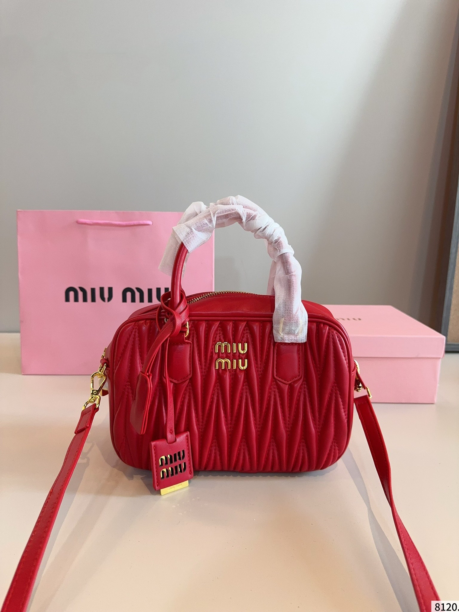 【MIU MIU公式旗艦店】ショルダーバッグ ★大人気★完売確実の売れ筋★ 9色