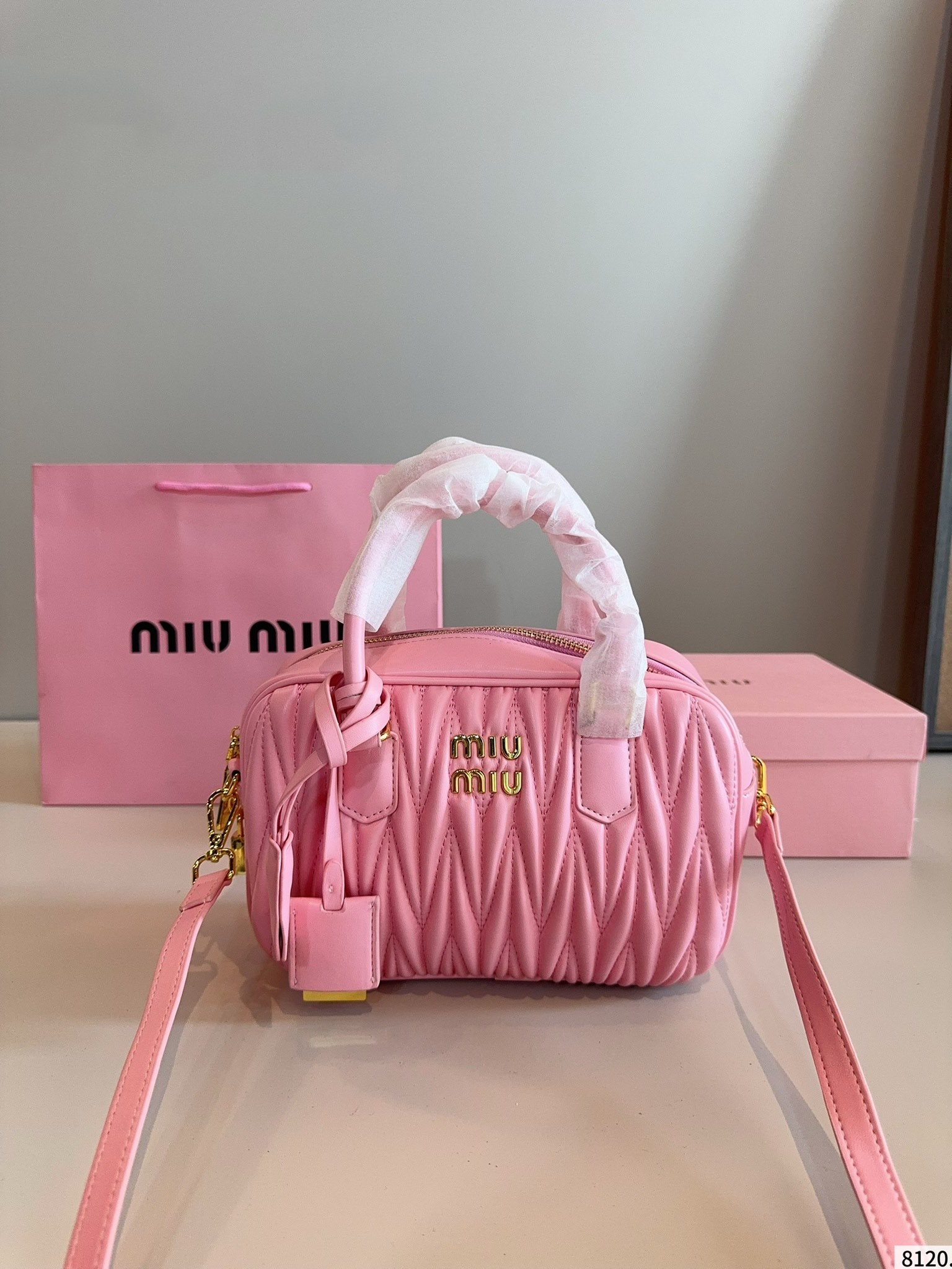 【MIU MIU公式旗艦店】ショルダーバッグ ★大人気★完売確実の売れ筋★ 9色