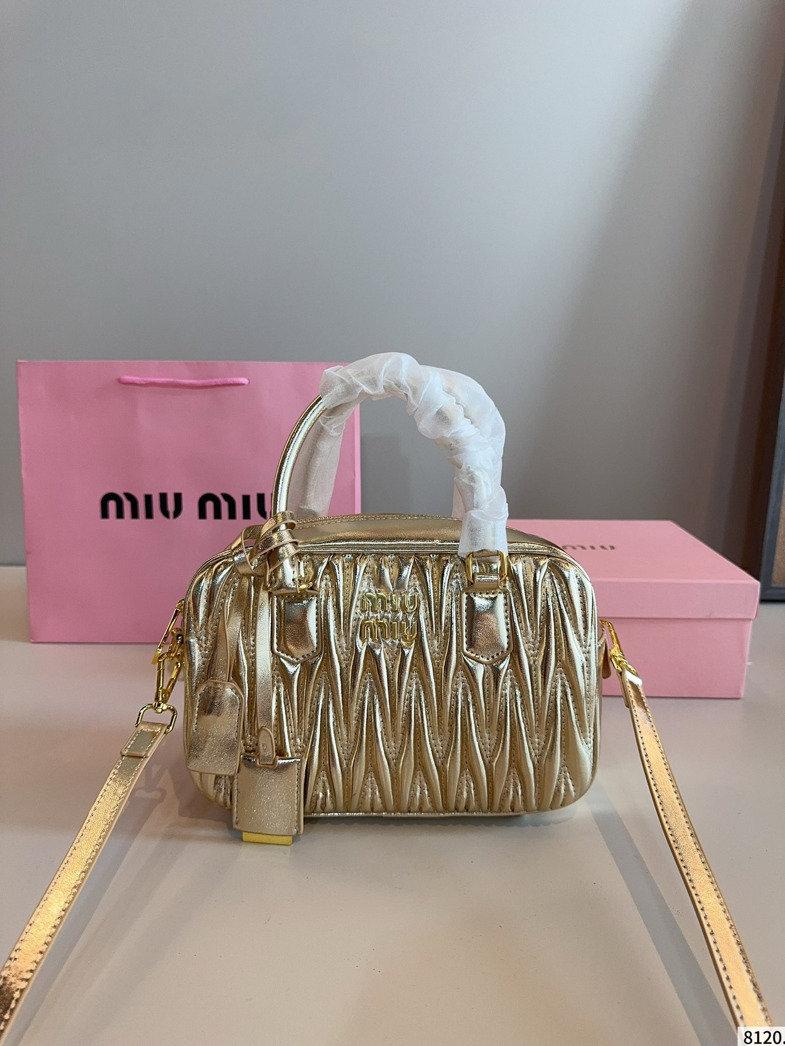 【MIU MIU公式旗艦店】ショルダーバッグ ★大人気★完売確実の売れ筋★ 9色