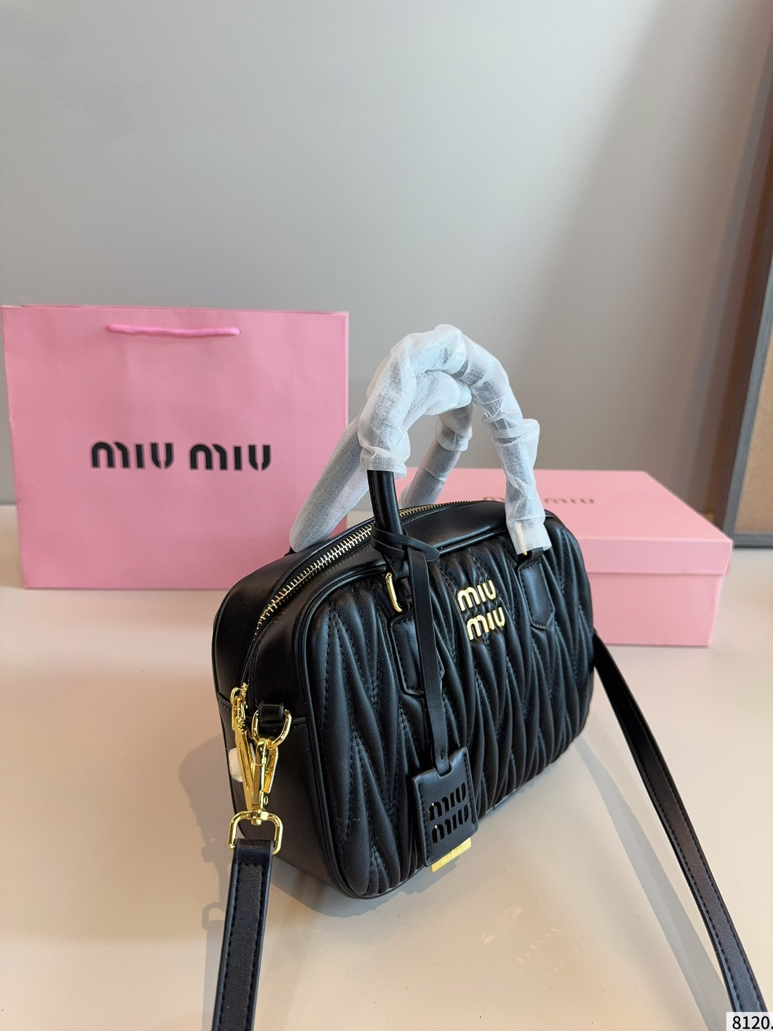 【MIU MIU公式旗艦店】ショルダーバッグ ★大人気★完売確実の売れ筋★ 9色